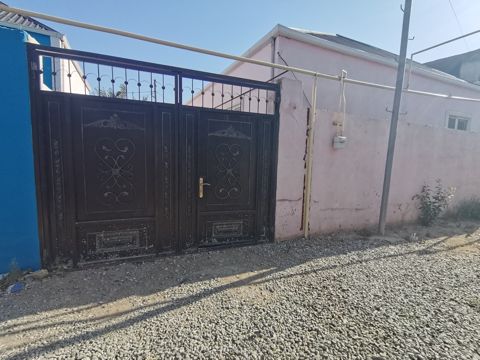 Binəqədi rayonunda 3 otaqlı həyət evi kirayə — Bakı