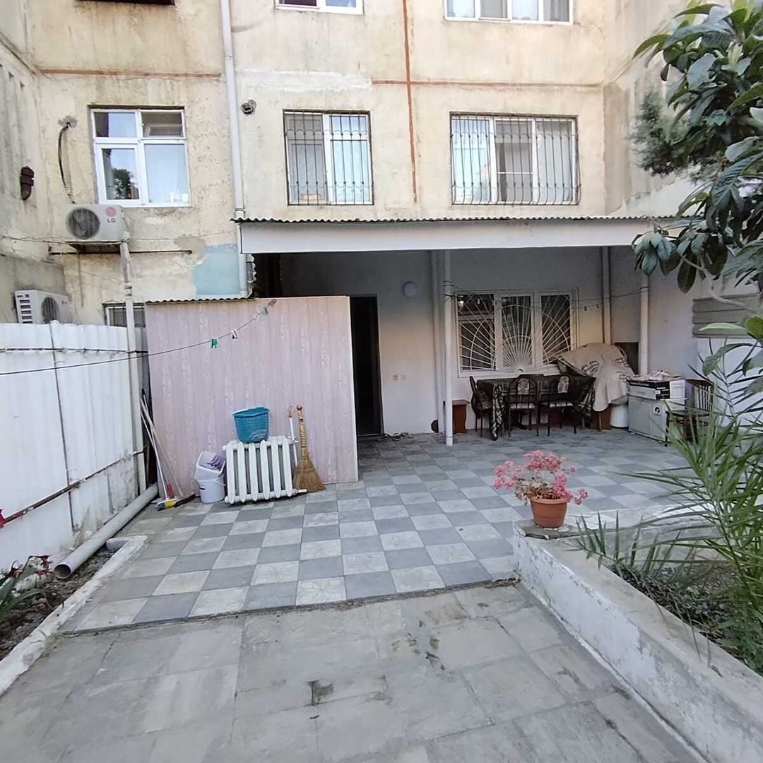 Satılır 3 otaqlı köhnə tikili 70 m² — Mənzil, Bakı (9)