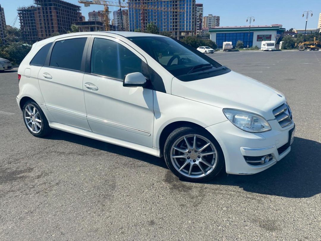 Mercedes B 180, 2009 il — Avtomobillər, Sumqayıt (6)