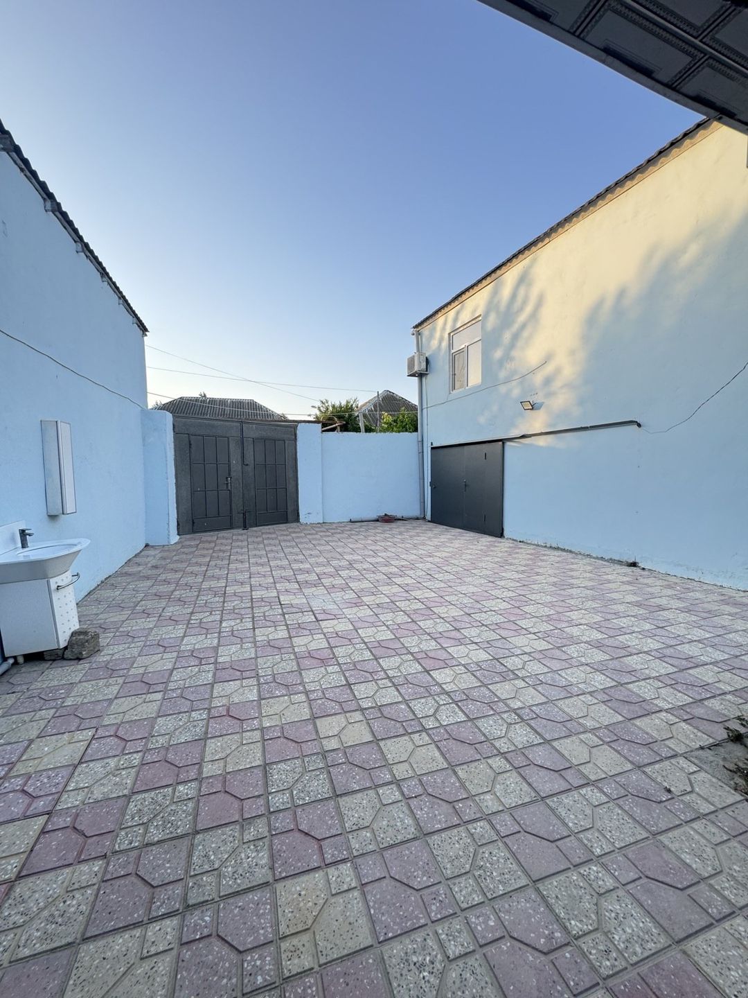 Satılır 4 otaqlı həyət evi/bağ evi 160 m² — Ev, villa, Bakı (8)