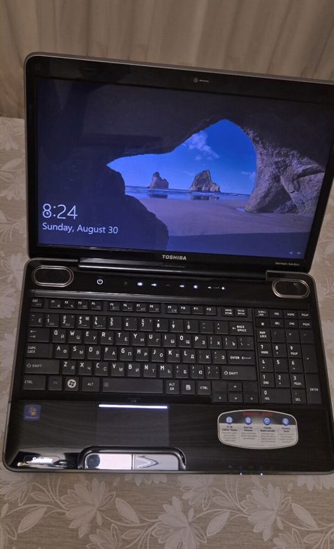 Noutbuk Toshiba — Bakı