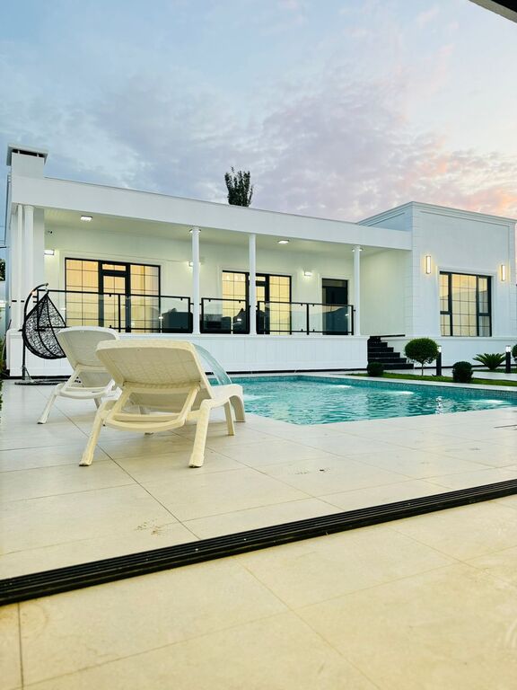 Satılır 4 otaqlı həyət evi/bağ evi 200 m² — Ev, villa, Bakı (5)