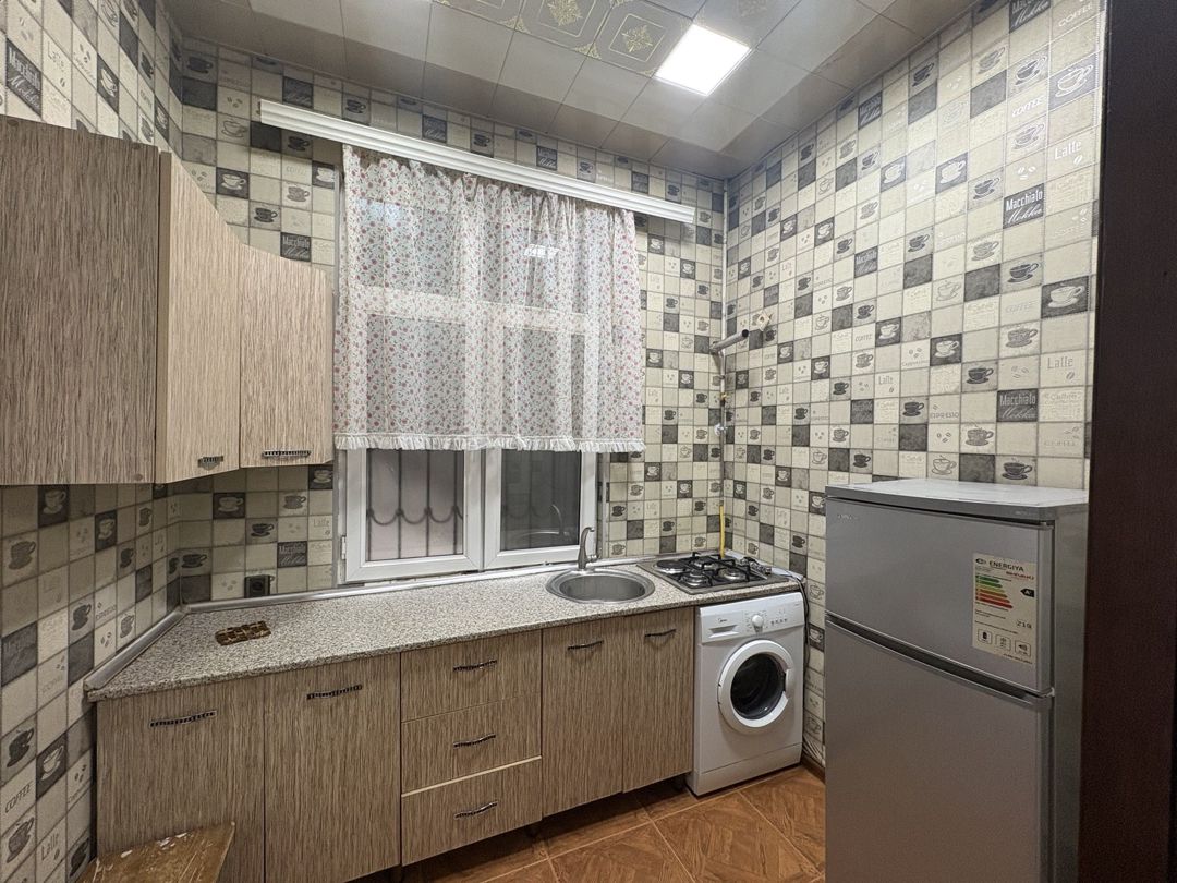 İcarəyə verilir 2 otaqlı köhnə tikili 55 m² — Mənzil, Bakı (5)