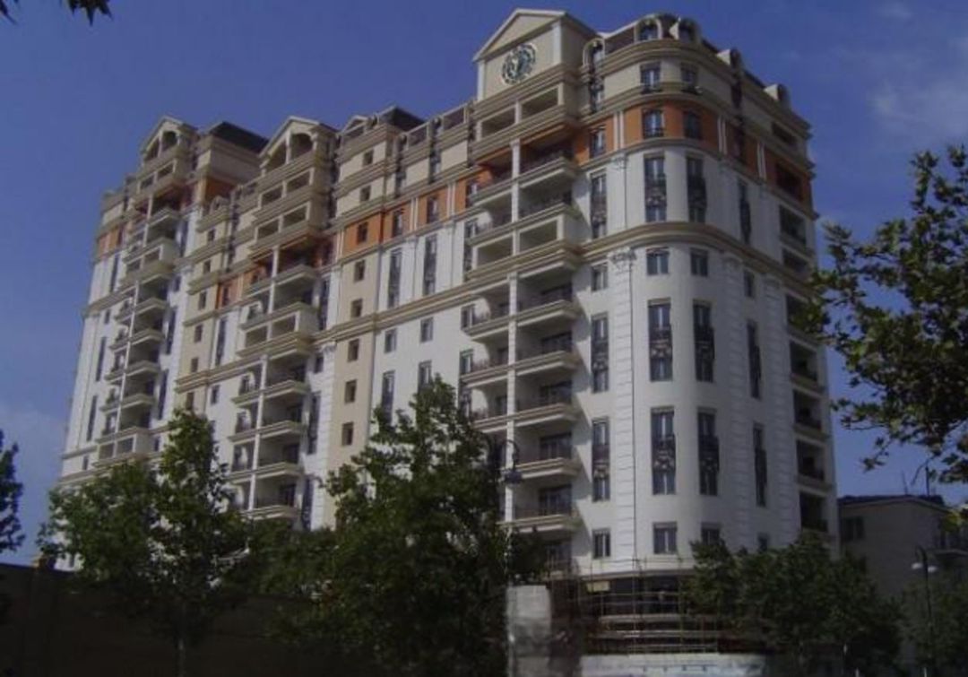 İcarəyə verilir 4 otaqlı yeni tikili 240 m² — Mənzil, Bakı