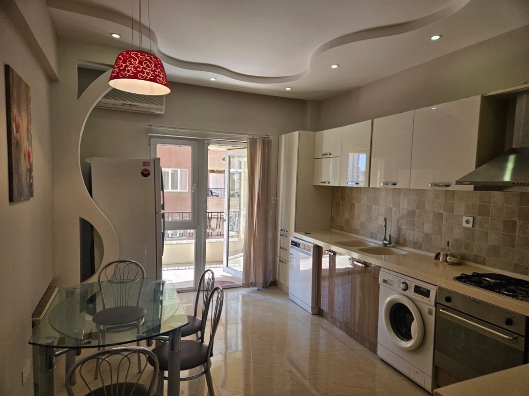 İcarəyə verilir 3 otaqlı yeni tikili 150 m² — Mənzil, Bakı (10)