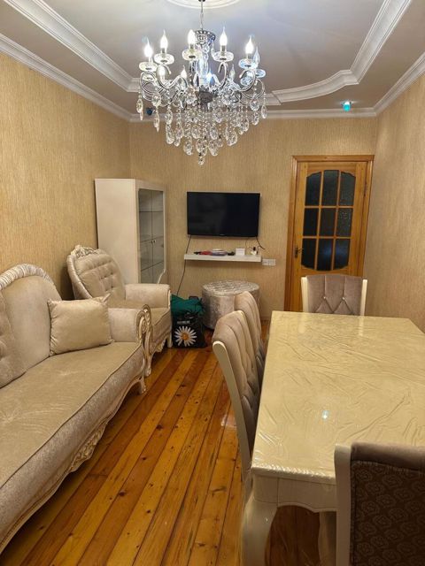 İcarəyə verilir 2 otaqlı köhnə tikili 55 m² — Sumqayıt