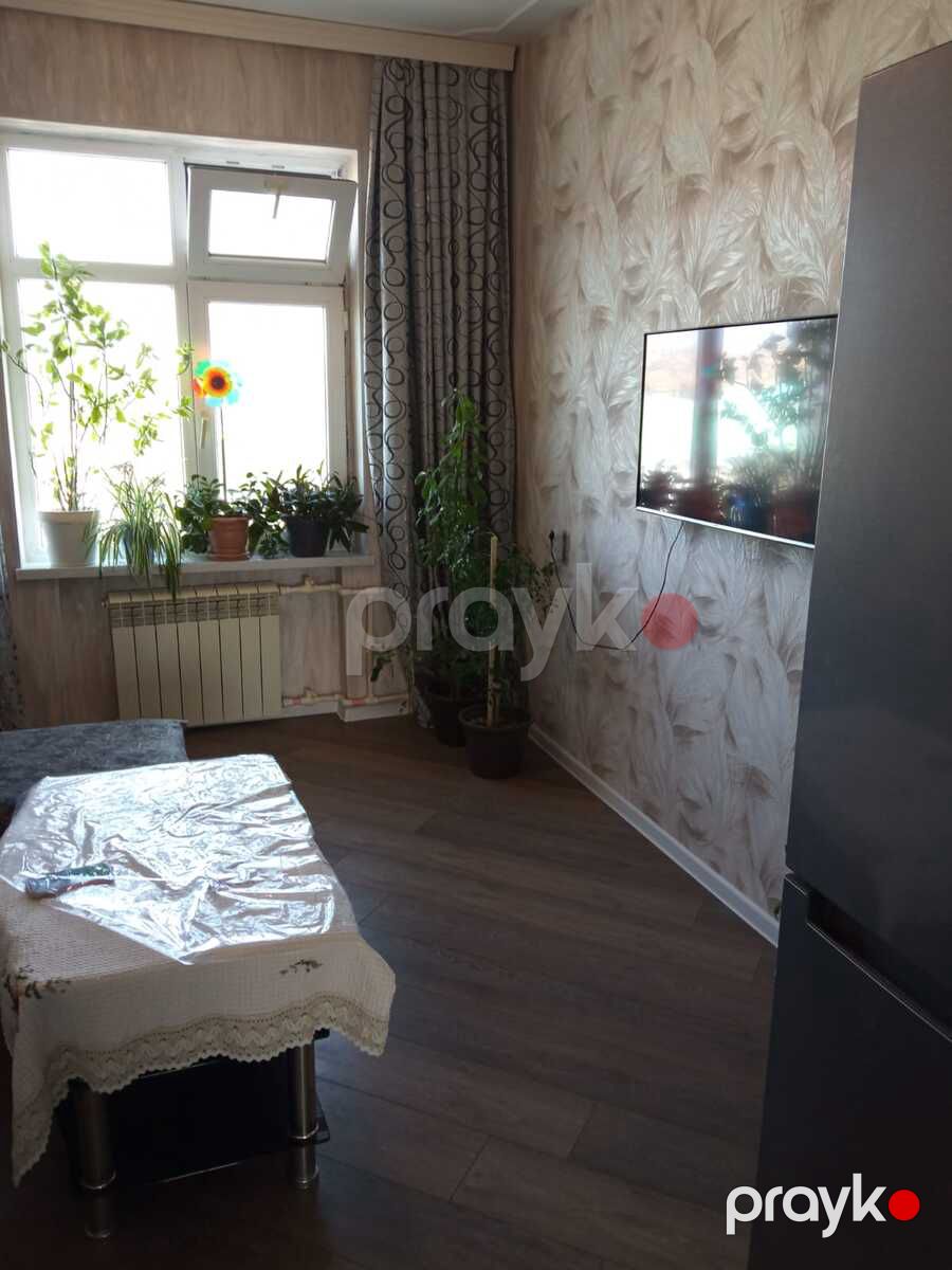 Satılır 4 otaqlı köhnə tikili 100 m² — Mənzil, Bakı (2)