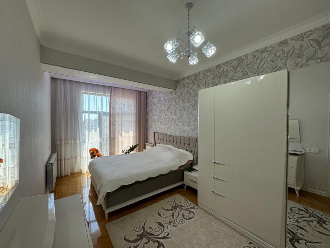 İcarəyə verilir 4 otaqlı yeni tikili 150 m² — Mənzil, Bakı (6)