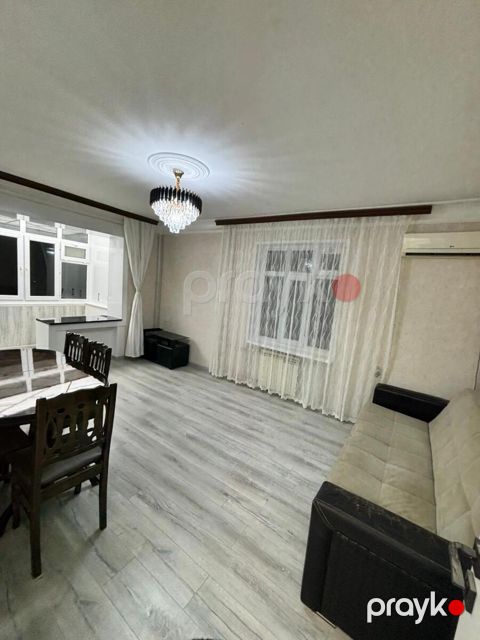 Satılır 1 otaqlı köhnə tikili 36 m²