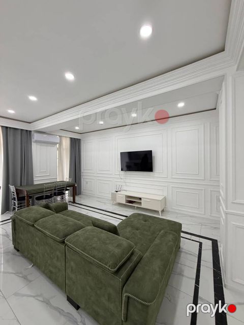 İcarəyə verilir 3 otaqlı yeni tikili 125 m²