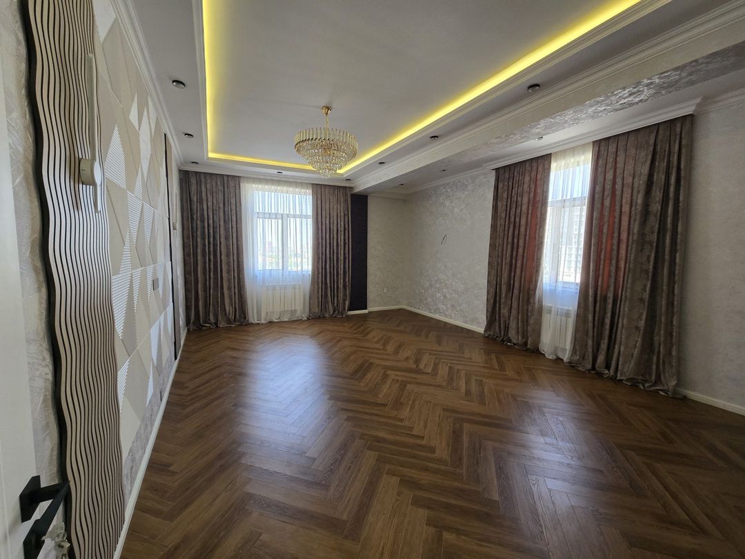 Satılır 3 otaqlı yeni tikili 140 m² — Mənzil, Bakı (9)