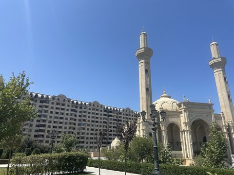 Satılır 3 otaqlı yeni tikili 135 m² — Bakı