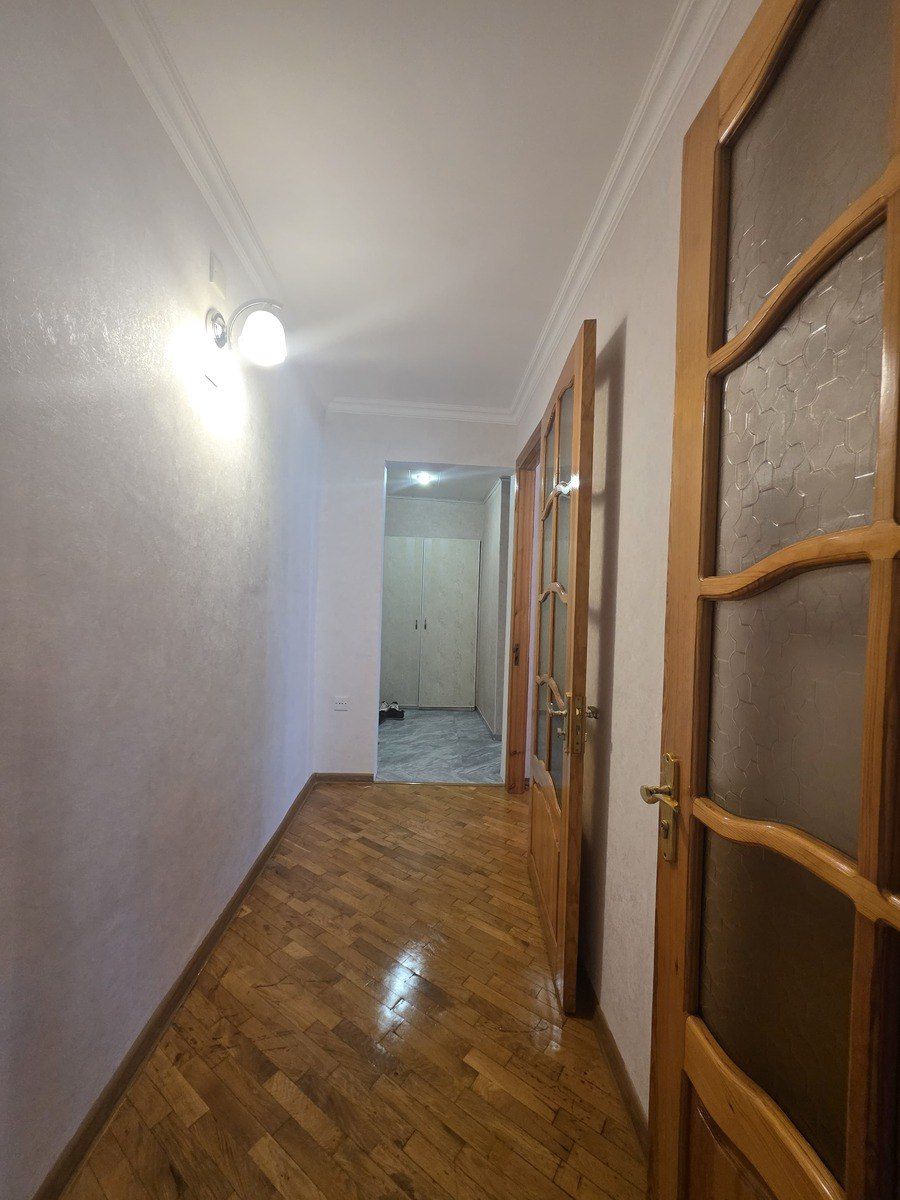 Satılır 2 otaqlı köhnə tikili 55 m² — Mənzil, Bakı (7)