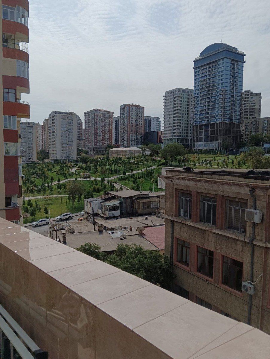 Satılır 2 otaqlı yeni tikili 80 m² — Mənzil, Bakı (3)