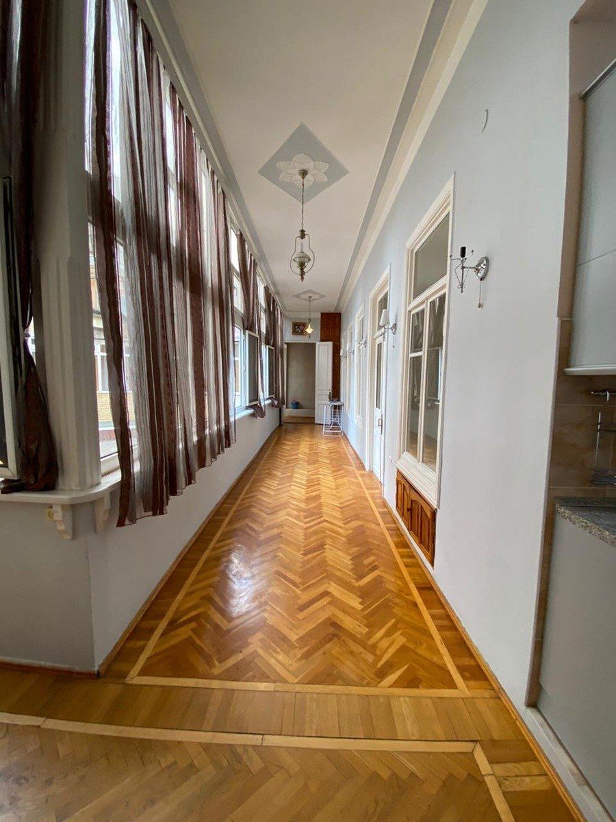 İcarəyə verilir 4 otaqlı köhnə tikili 165 m² — Mənzil, Bakı (4)