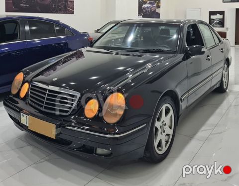 Mercedes-Benz E-Class: 2.6 l 2001 il Sedan — Bakı