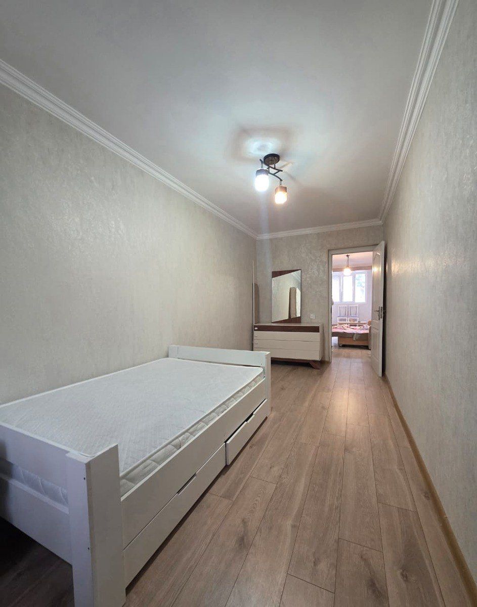 Satılır 2 otaqlı köhnə tikili 55 m² — Mənzil, Bakı (3)