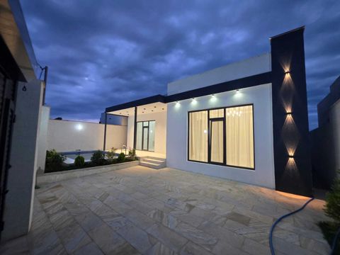 Satılır 4 otaqlı həyət evi/bağ evi 100 m² — Bakı