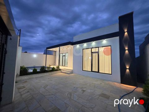 Satılır 4 otaqlı həyət evi/bağ evi 100 m²