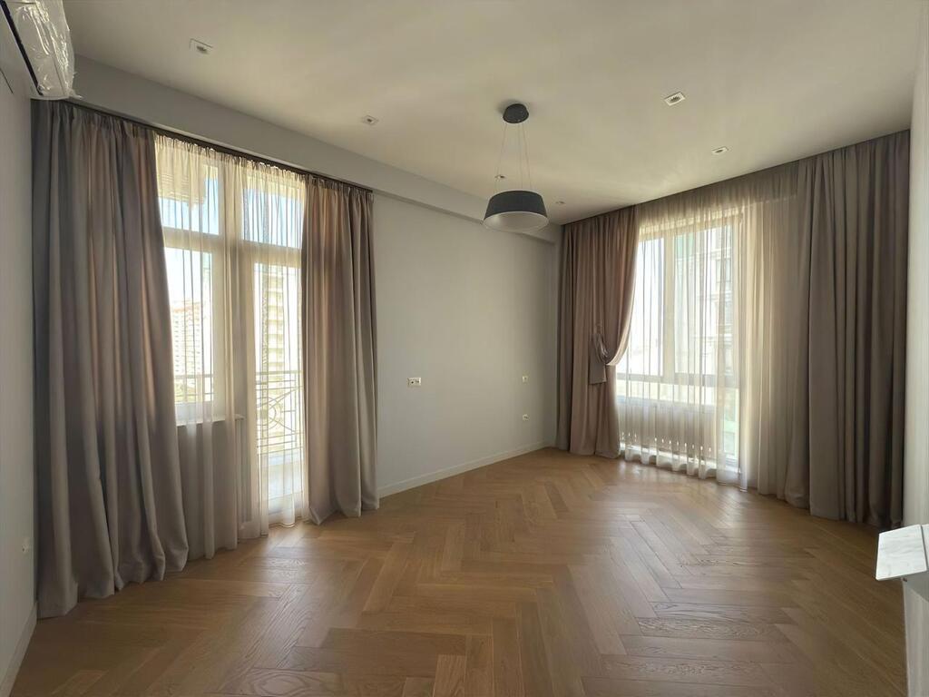 Satılır 3 otaqlı yeni tikili 137 m² — Mənzil, Bakı (12)