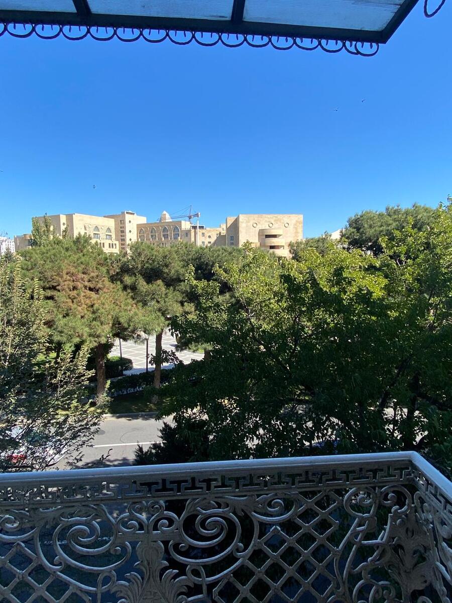 İcarəyə verilir 3 otaqlı köhnə tikili 100 m² — Mənzil, Bakı (6)