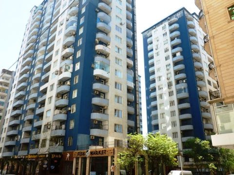 Satılır 3 otaqlı yeni tikili 187 m² — Bakı