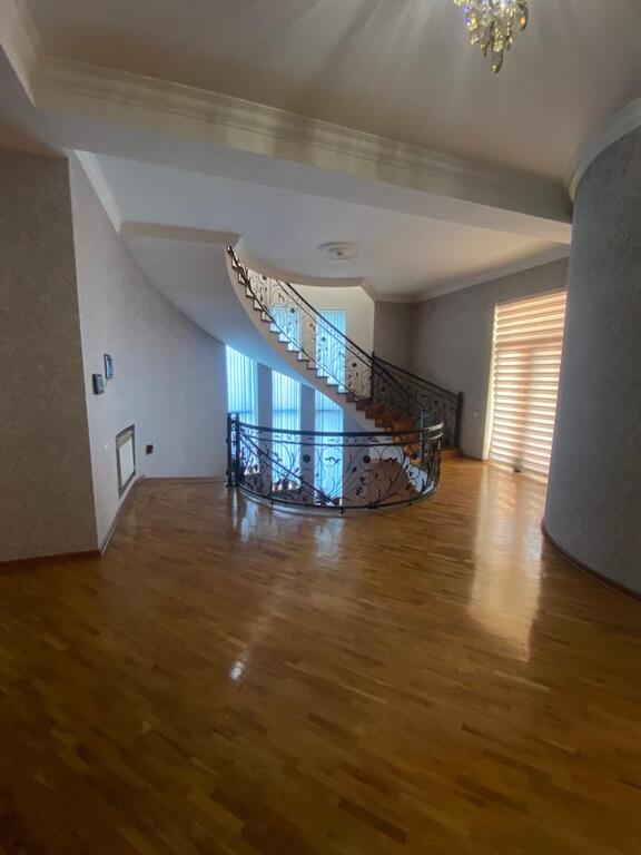 Satılır 10 otaqlı həyət evi/bağ evi 1348 m² — Ev, villa, Bakı (6)