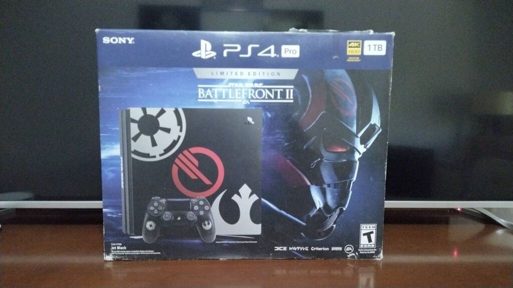 Sony PlayStation 4 Pro – Star Wars Battlefront II Limited Edition — Elektronika, Bakı (2)