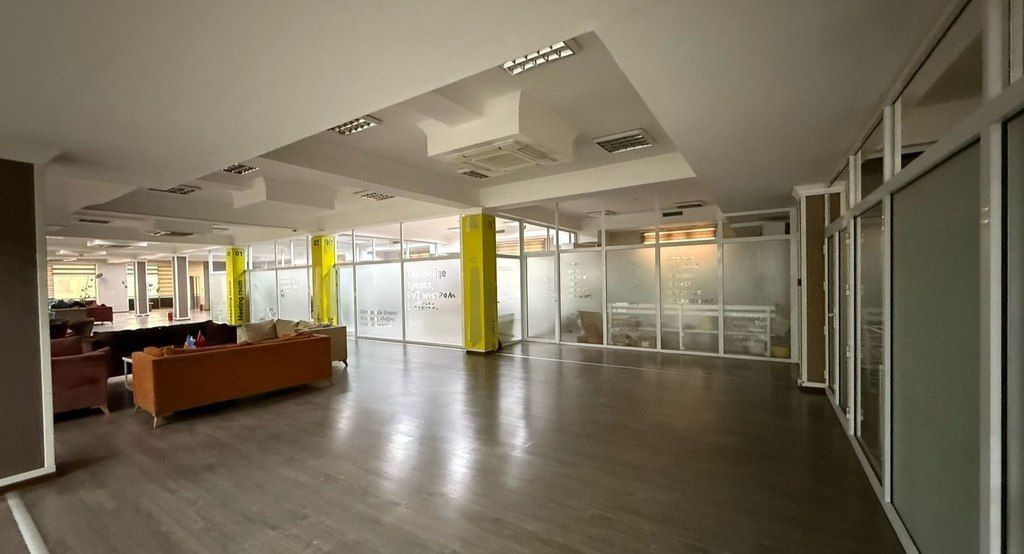 İcarəyə verilir 20 otaqlı ofis 2000 m² — Ofis, Bakı (4)