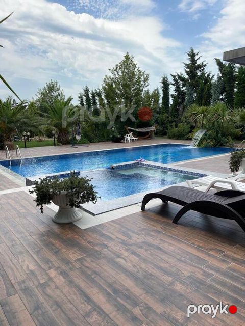 İcarəyə verilir 4 otaqlı həyət evi/bağ evi 150 m²