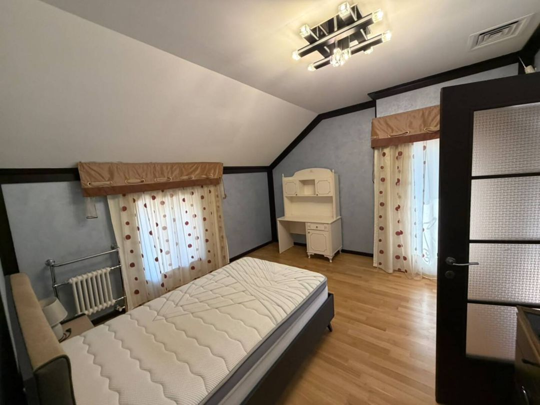 İcarəyə verilir 5 otaqlı həyət evi/bağ evi 250 m² — Ev, villa, Bakı (9)