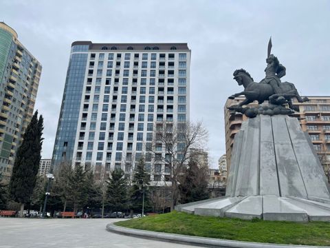 Satılır 3 otaqlı yeni tikili 137 m² — Bakı