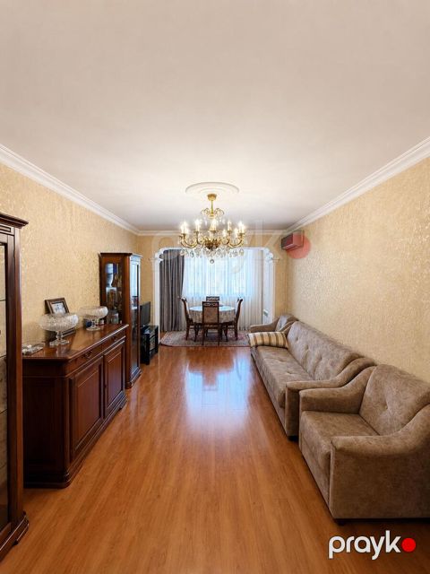 Satılır 3 otaqlı köhnə tikili 75 m²