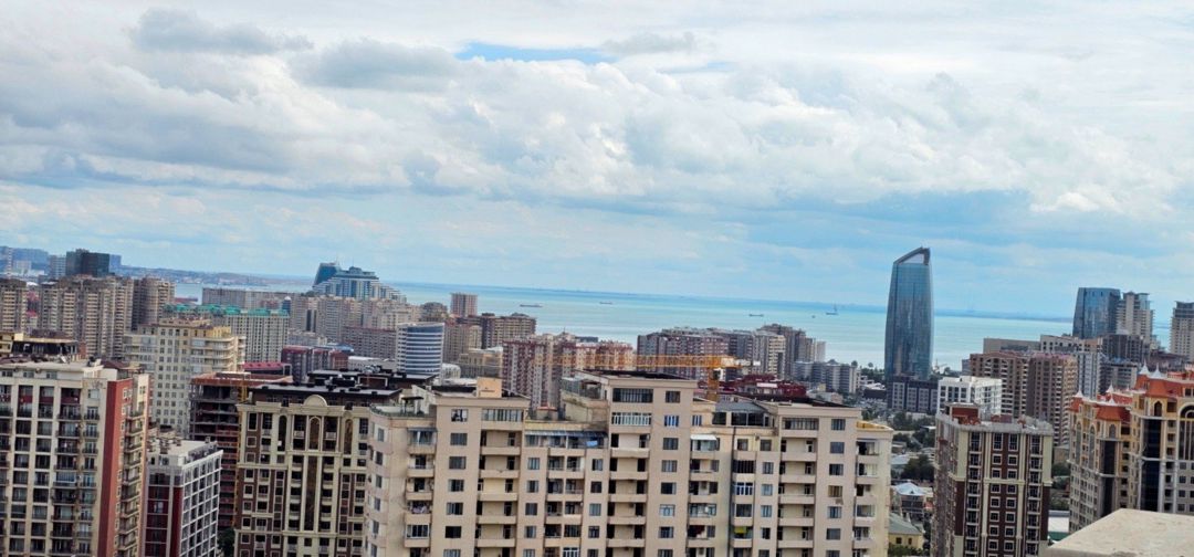 Satılır 4 otaqlı yeni tikili 202 m² — Mənzil, Bakı (8)