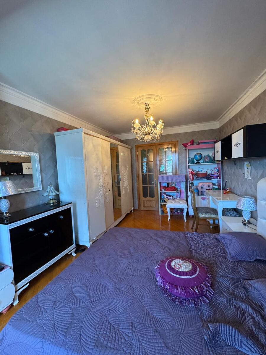 Satılır 3 otaqlı köhnə tikili 130 m² — Mənzil, Bakı (9)