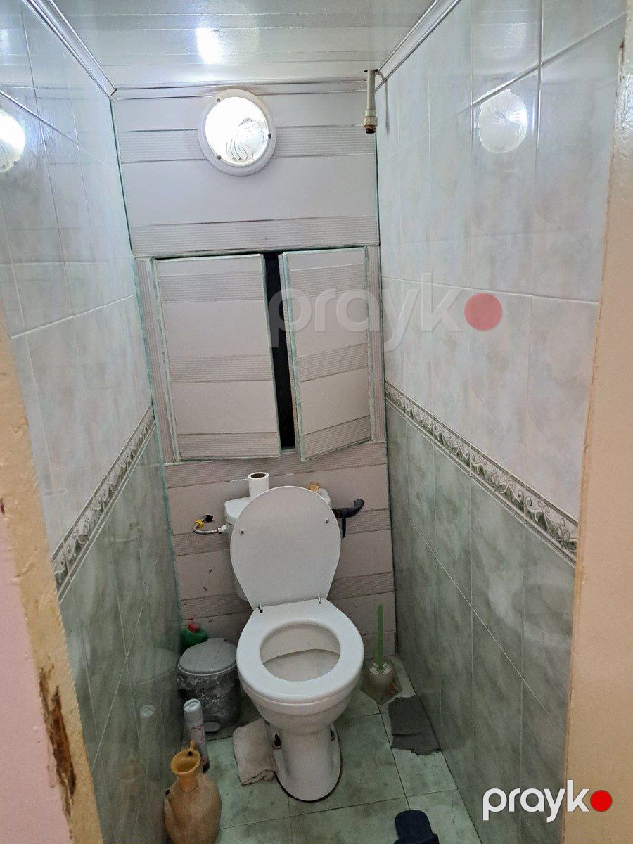 Satılır 2 otaqlı köhnə tikili 50 m² — Mənzil, Bakı (7)