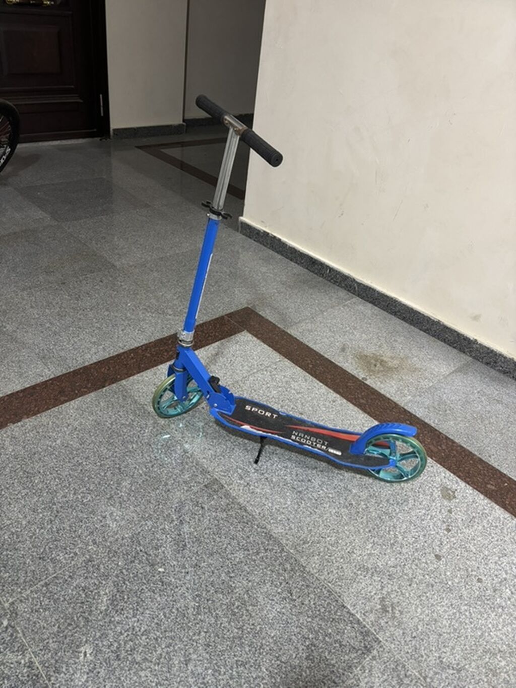 Uşaq skuteri – Sport Nnbot Scooter - Rəng: mavi-gümüş detallı, qara — İdman və istirahət, Bakı