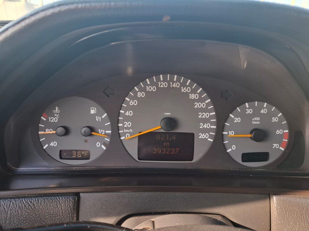 Mercedes E 240, 2.4 L, 1999 il, 393 000 km — Avtomobillər, Bakı (8)