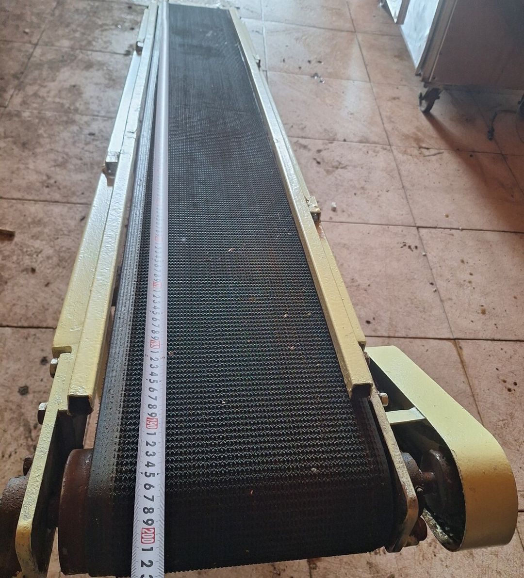 Eskalator — Biznes və avadanlıq, Bakı (3)