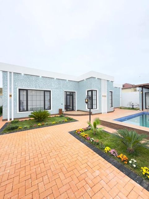 Satılır 5 otaqlı həyət evi/bağ evi 200 m² — Bakı