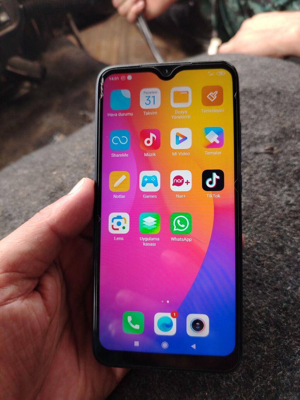 Redmi smartfon - Model: Redmi (M1906F9LG yazısı görünür – Redmi 8/8A — Elektronika, Horadiz (3)