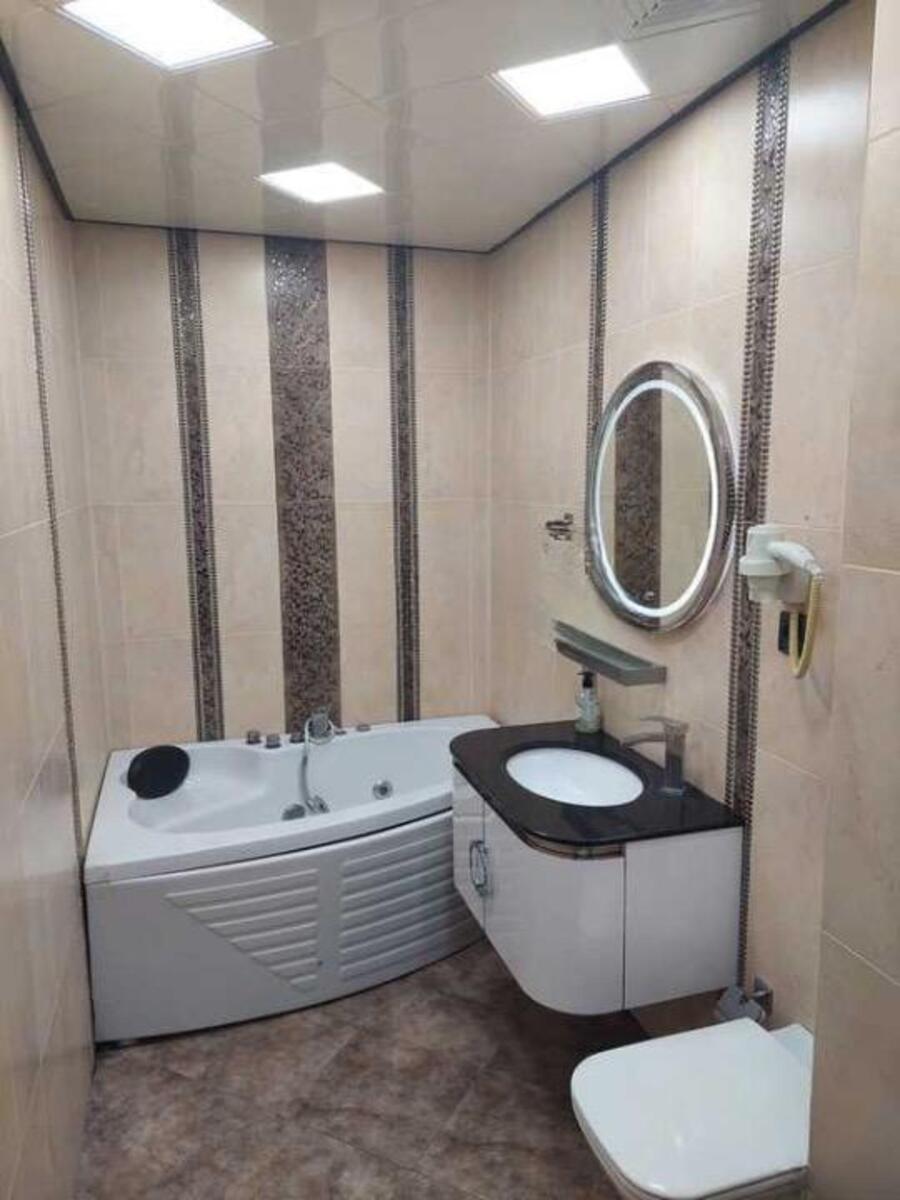 İcarəyə verilir 3 otaqlı yeni tikili 135 m² — Mənzil, Bakı (7)