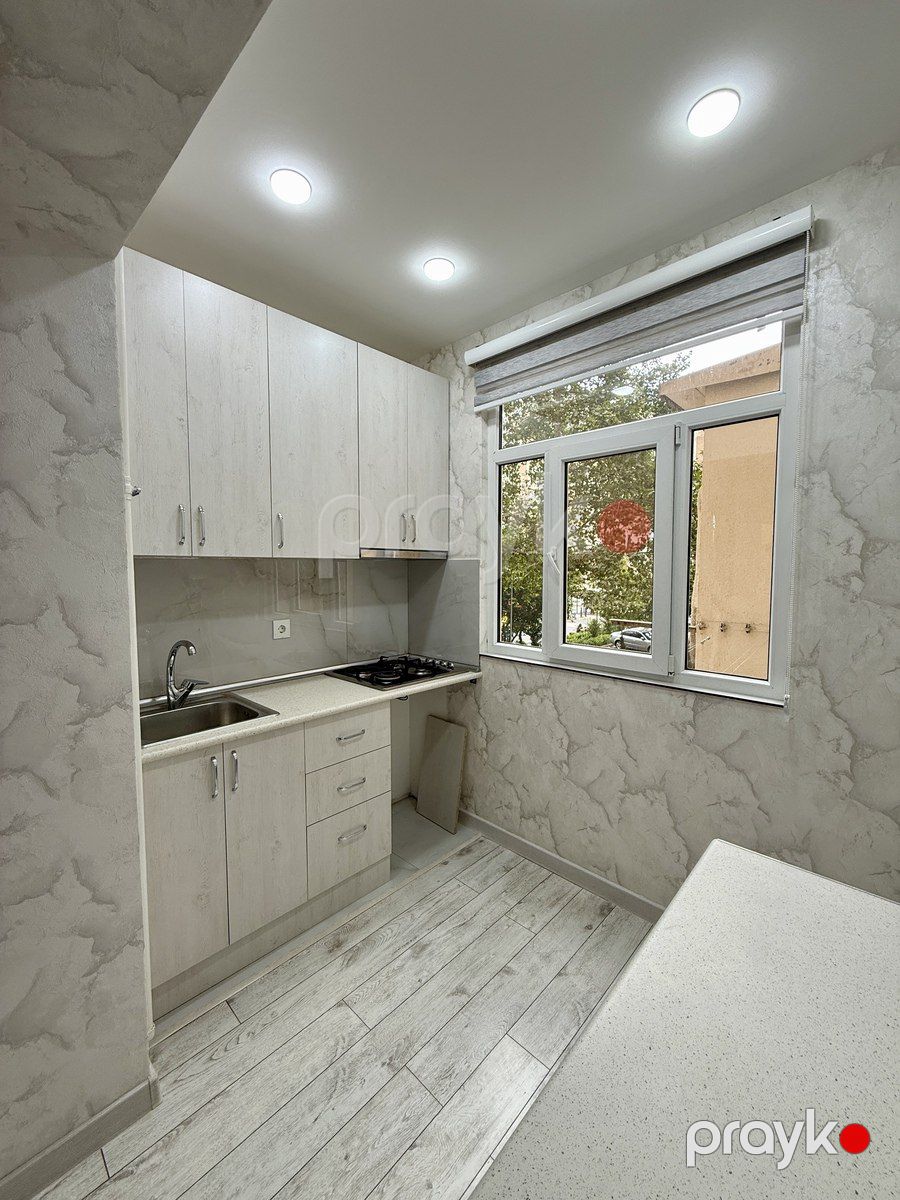 Satılır 2 otaqlı köhnə tikili 45 m² — Mənzil, Bakı (6)