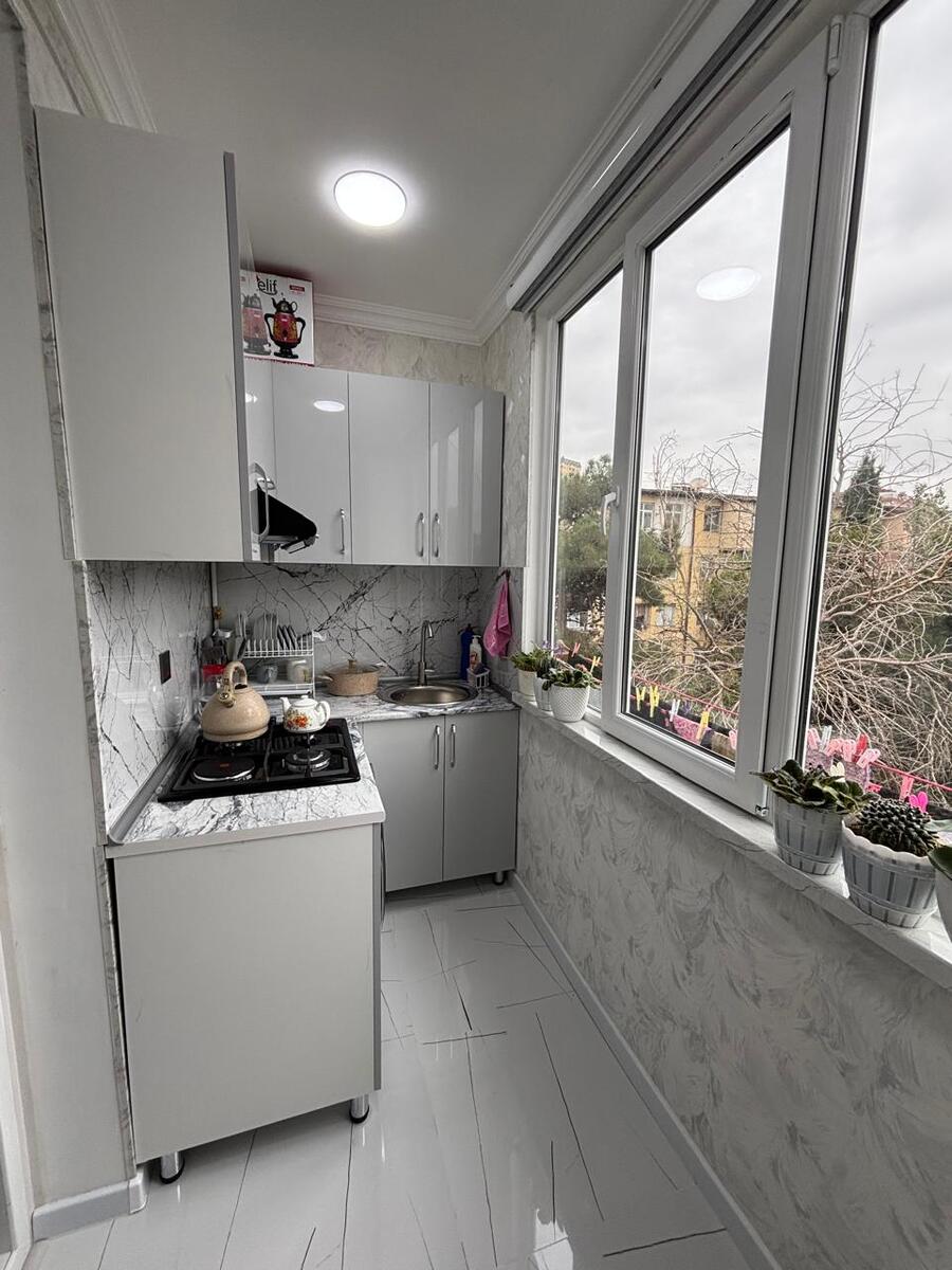 Satılır 2 otaqlı köhnə tikili 45 m² — Mənzil, Bakı (11)