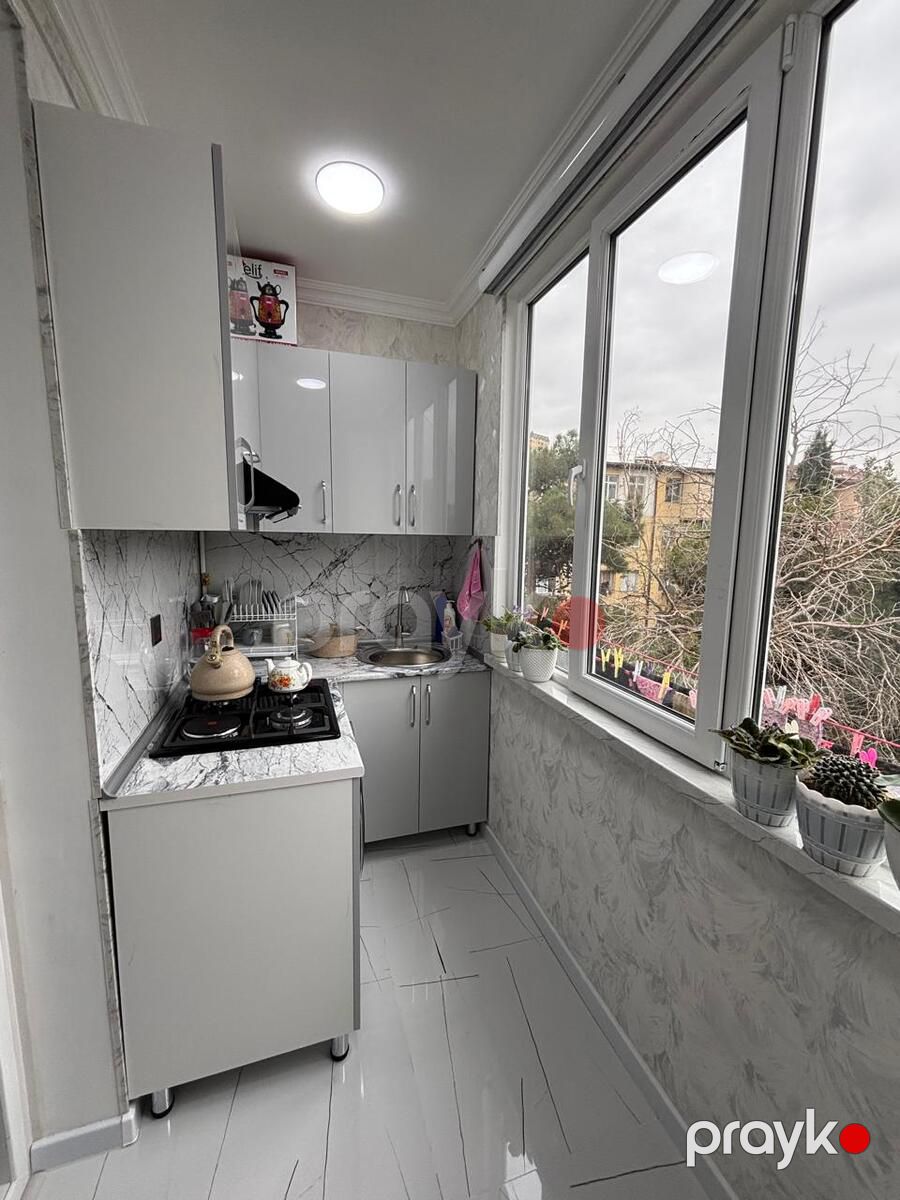 Satılır 2 otaqlı köhnə tikili 45 m² — Mənzil, Bakı (11)