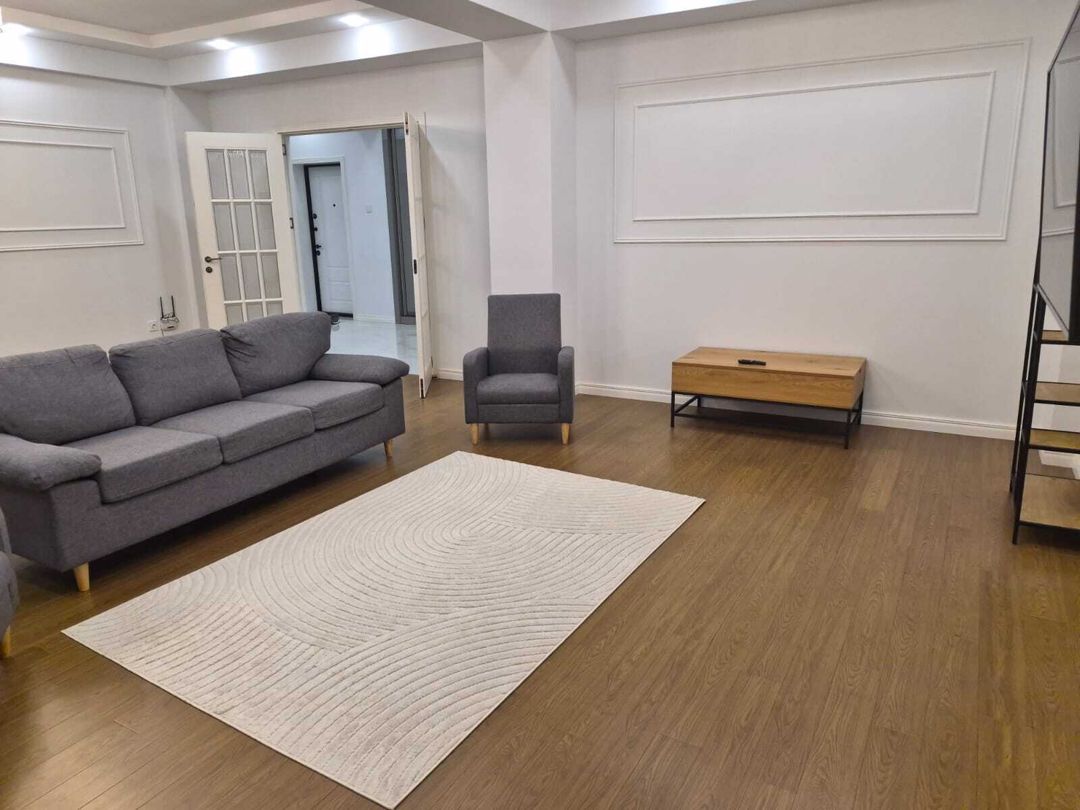 İcarəyə verilir 4 otaqlı yeni tikili 213 m² — Mənzil, Bakı (4)