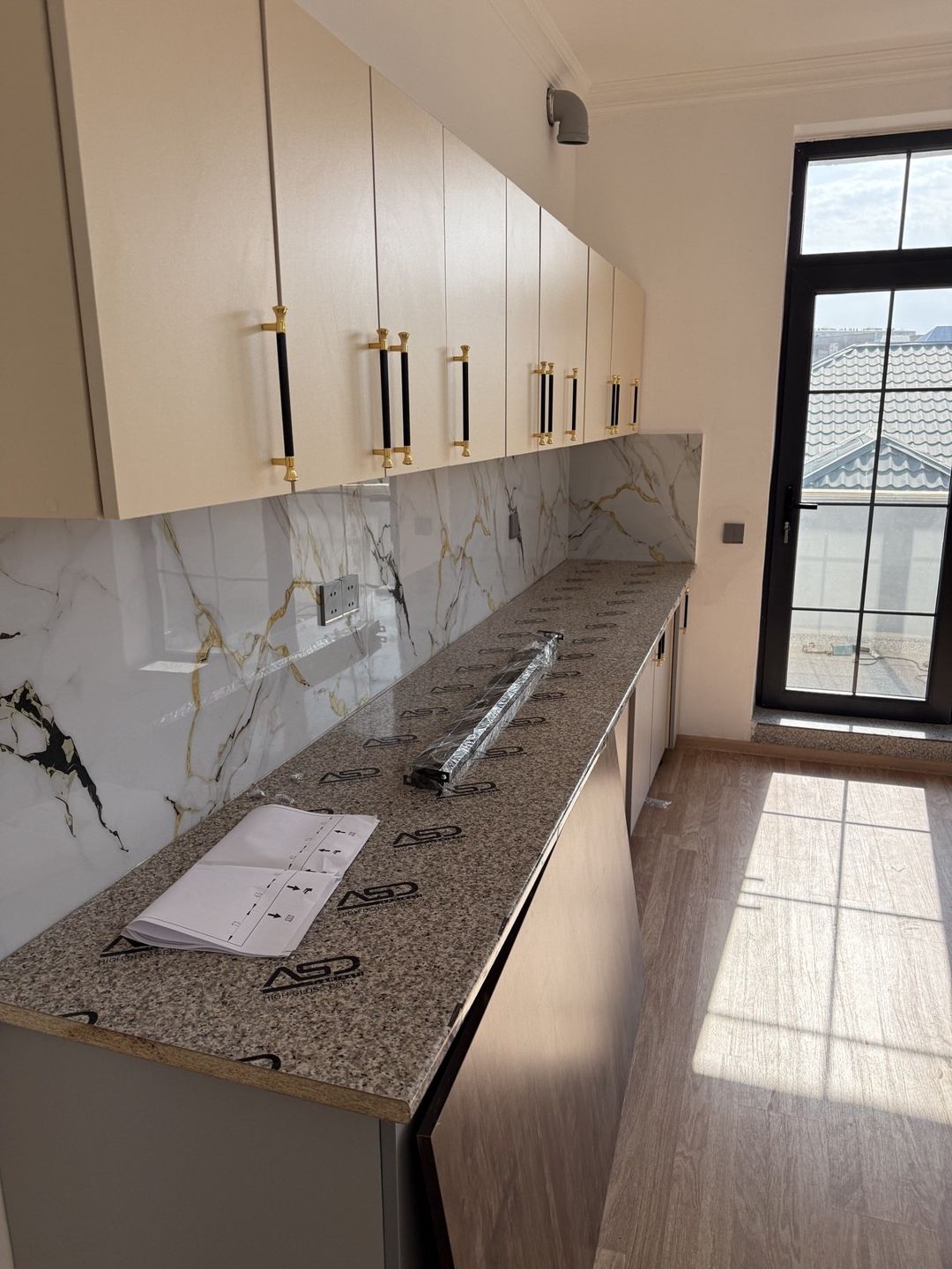 İcarəyə verilir 3 otaqlı yeni tikili 80 m² — Mənzil, Bakı (8)