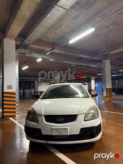 Kia Rio, 1.4 L, 2008 il, 450 000 km