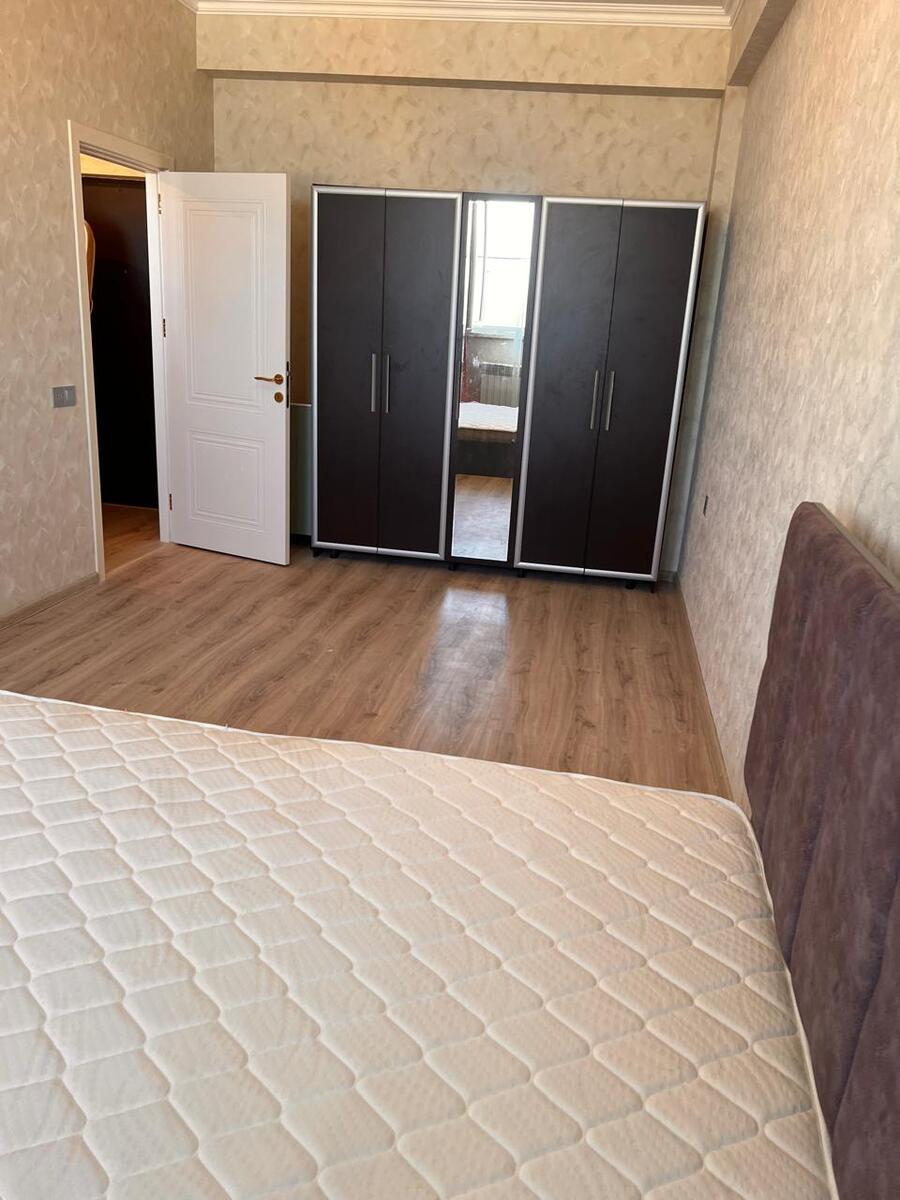 Satılır 1 otaqlı yeni tikili 40 m² — Mənzil, Bakı (2)