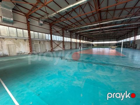 İcarəyə verilir obyekt 2700 m²